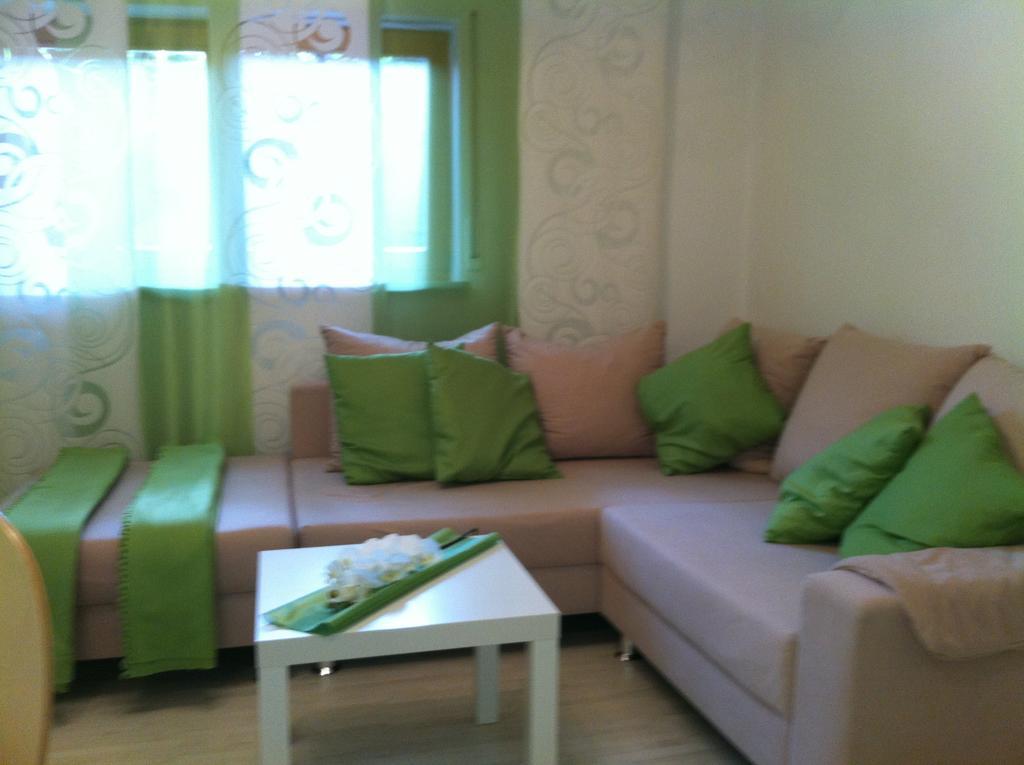 Apartment A Little *