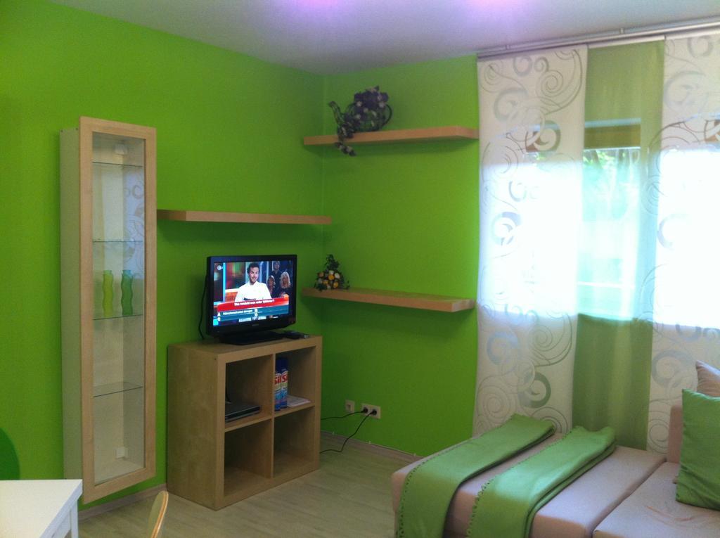 Apartment A Little *